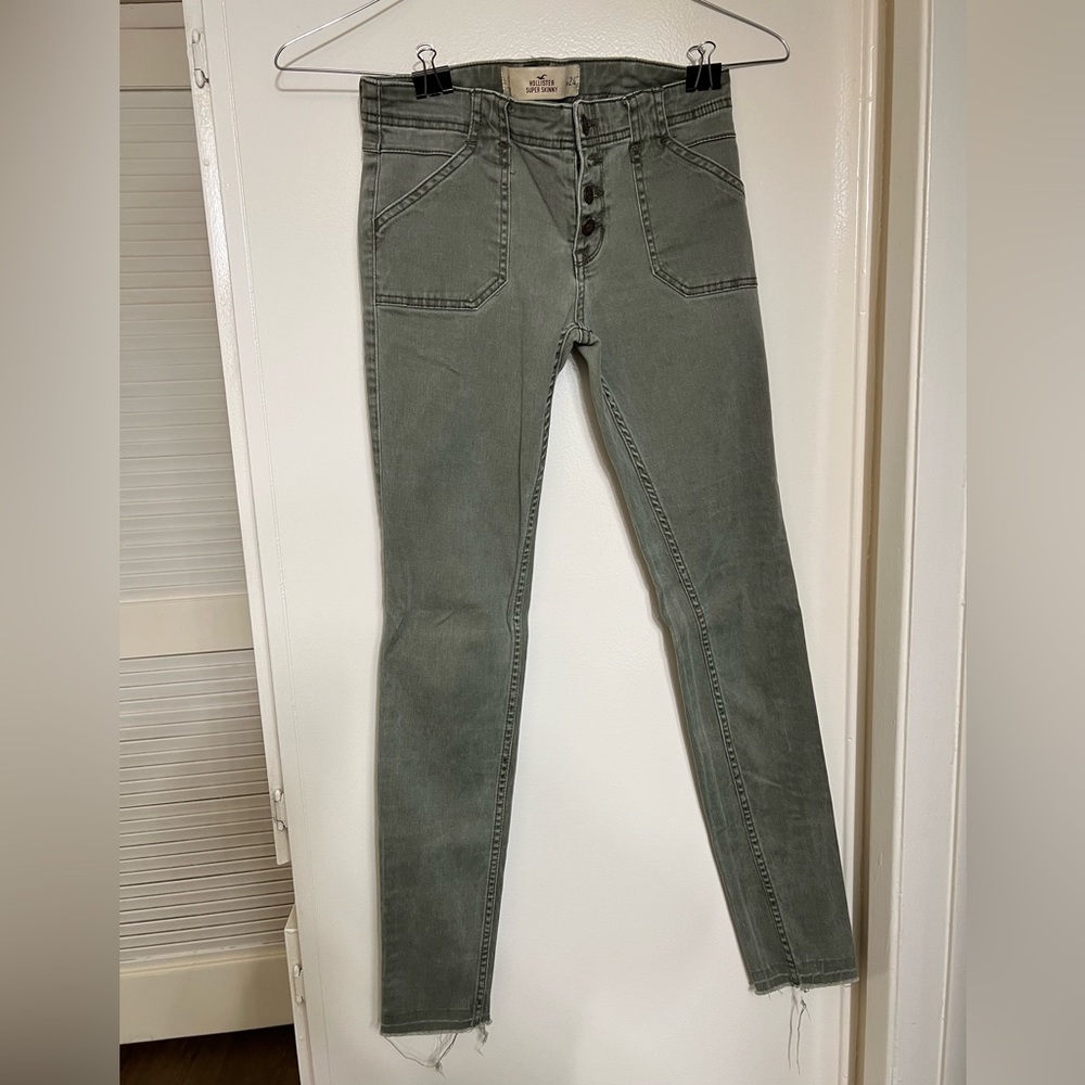 Hollister Green Jean